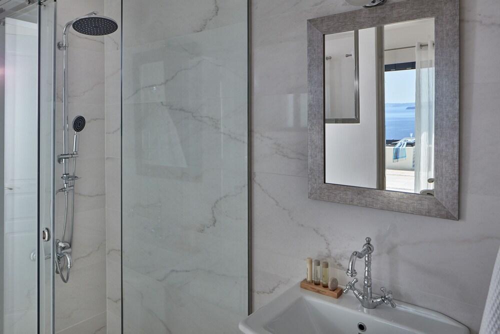 La Maltese Oia Luxury Suites Exteriér fotografie